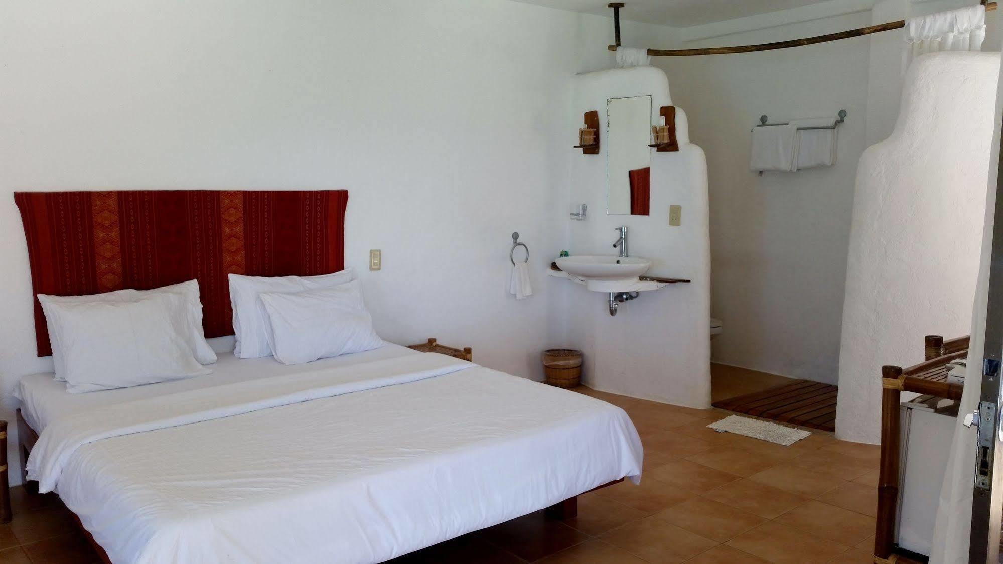 Artista Beach Villa Balabag  Exterior foto