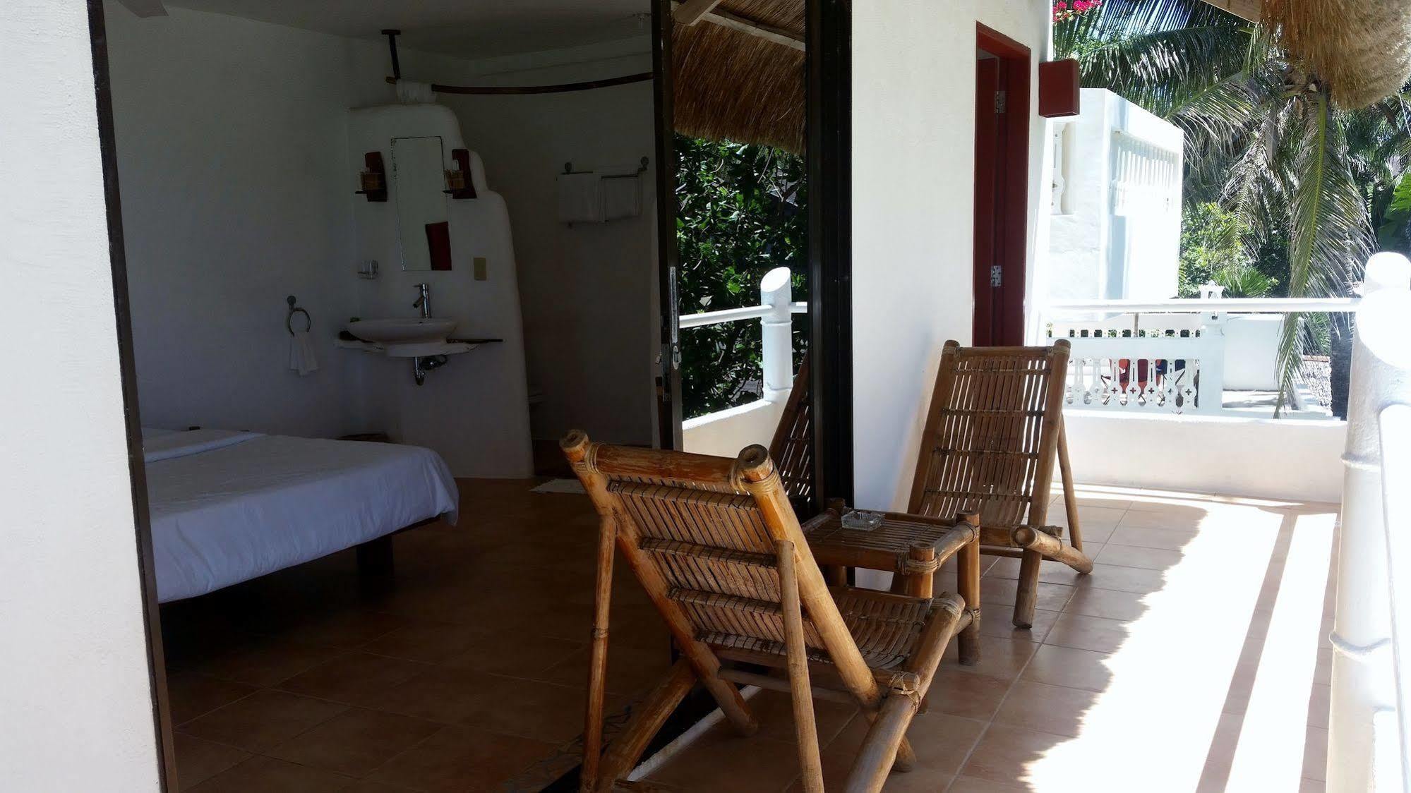 Artista Beach Villa Balabag  Exterior foto